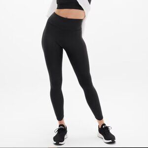 NEW XS Athleta Black Pacesetter 7/8 Tight Leggings Running